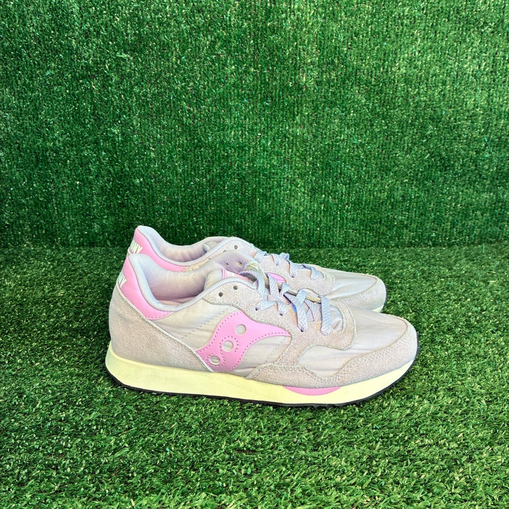 NEW Saucony DXN Trainer Suede Nylon Casual Sneakers Grey Pink Womens Size 7.5